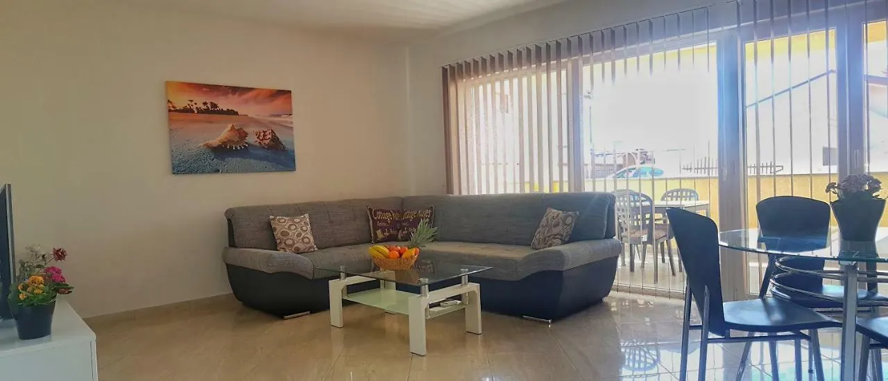 Apartment Una Pola 0*,  Croazia